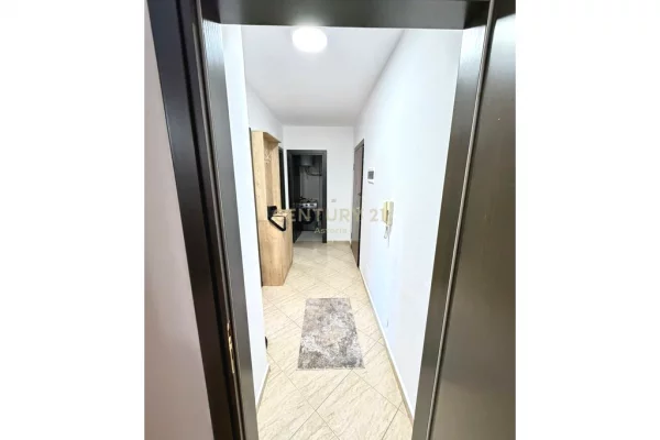Shtepi me qera Apartament ne Tirane, 2+1, Mobilimi E mobiluar, Pagesa 1,100  Euro.