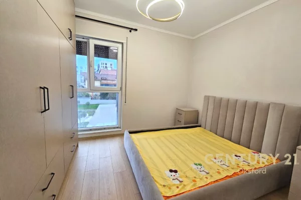 Shtepi ne shitje Apartament ne Tirane, 1+1, Mobilimi E mobiluar, Pagesa 155,000  Euro.
