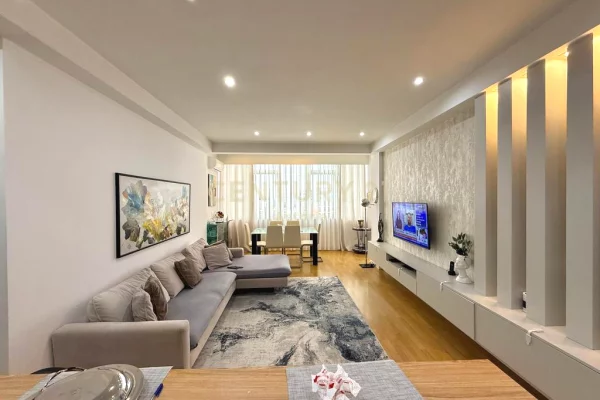 Shtepi ne shitje 2+1 ne Tirane - 350,000 Euro