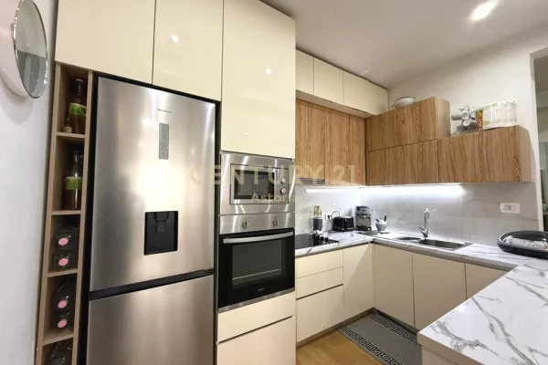 Shtepi ne shitje 2+1 ne Tirane - 350,000 Euro