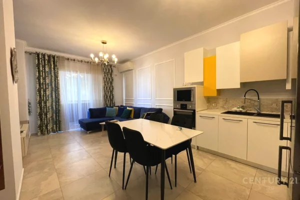 Shtepi ne shitje 2+1 ne Tirane - 165,000 Euro