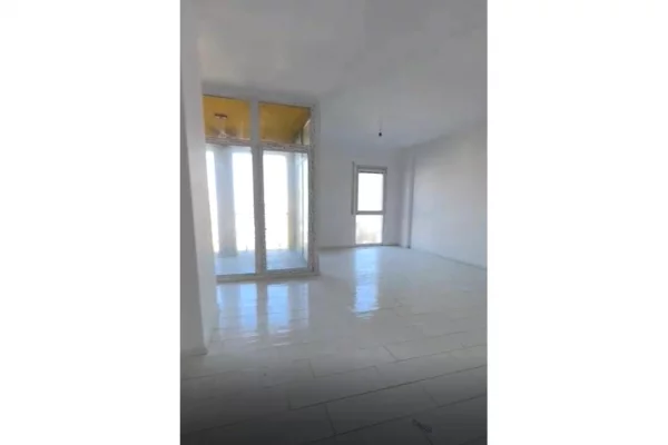 Shtepi ne shitje 2+1 ne Tirane - 157,000 Euro