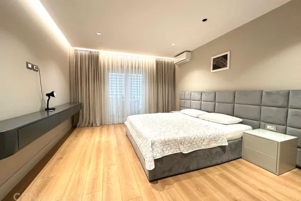 Shtepi ne shitje Apartament ne Tirane, 1+1, Mobilimi E mobiluar, Pagesa 135,000  Euro.