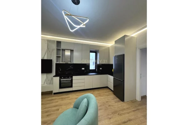 Shtepi ne shitje Apartament ne Tirane, 1+1, Mobilimi E mobiluar, Pagesa 155,000  Euro.