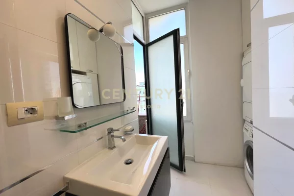 Shtepi me qera Apartament ne Tirane, 2+1, Mobilimi E mobiluar, Pagesa 1,600  Euro.