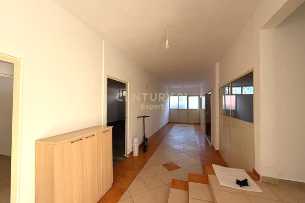 JEPET ME QIRA VILE 4 KATE PRANE GLOBE CENTER !!!!