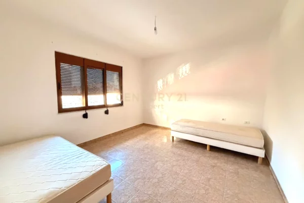 JEPET ME QIRA VILE 4 KATE PRANE GLOBE CENTER !!!!