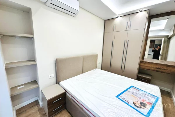 Shtepi ne shitje Apartament ne Tirane, 1+1, Mobilimi E mobiluar, Pagesa 128,000  Euro.