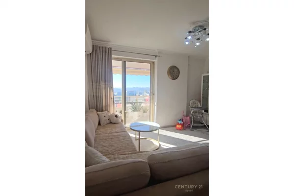 Shtepi ne shitje 2+1 ne Tirane - 140,000 Euro