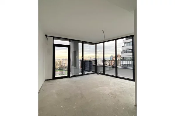 Ambient biznesi me qera 3+1 ne Tirane - 1,800 Euro