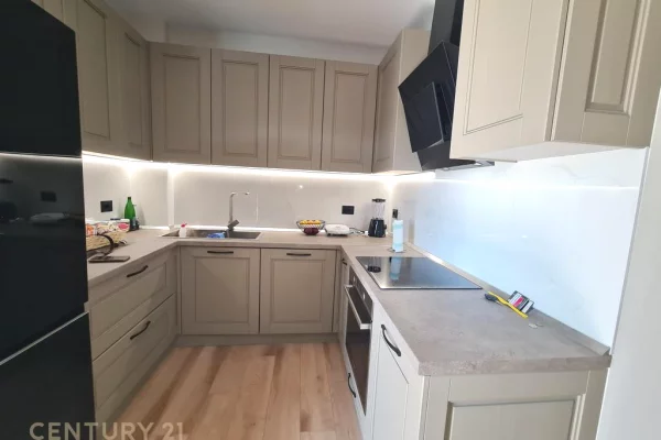 Shtepi me qera 1+1 ne Tirane - 800 Euro