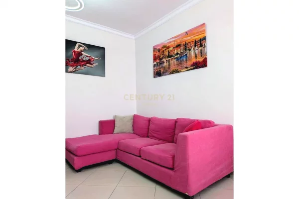 Shtepi me qera Garsoniere ne Tirane - 500 Euro