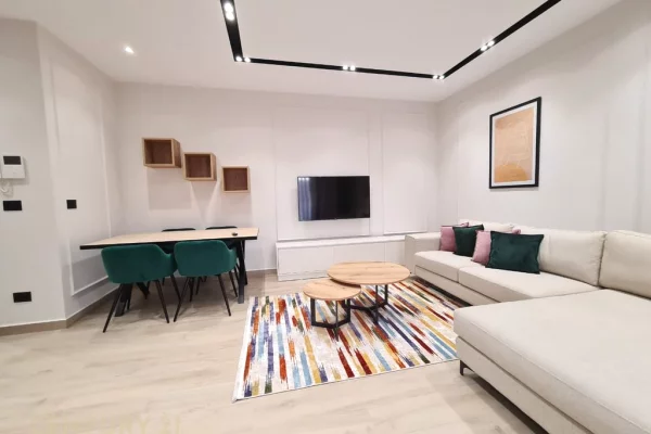 Shtepi me qera 1+1 ne Tirane - 1,000 Euro