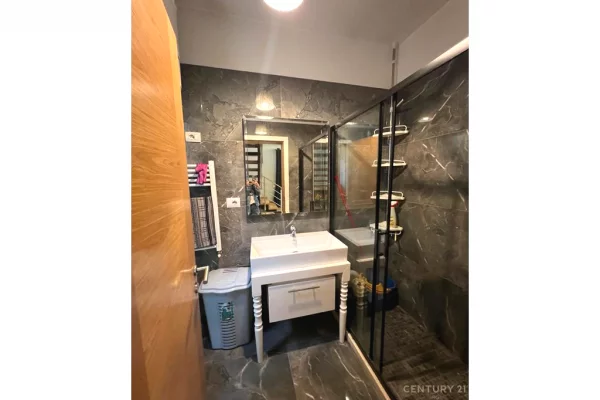 Apartment for rent in Tirana 5+1, Furnished