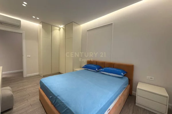 Shtepi me qera Apartament ne Tirane, 2+1, Mobilimi E mobiluar, Pagesa 1,100  Euro.