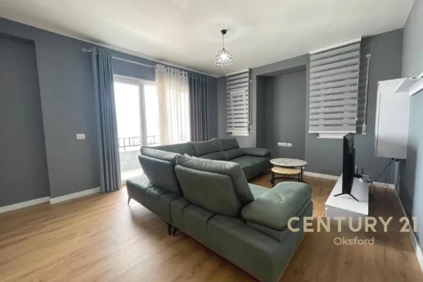 Shtepi me qera 2+1 ne Tirane - 1,000 Euro