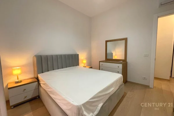 Shtepi me qera Apartament ne Tirane, 1+1, Mobilimi E mobiluar, Pagesa 830  Euro.