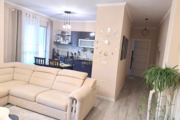 Shtepi ne shitje 2+1 ne Tirane - 125,000 Euro