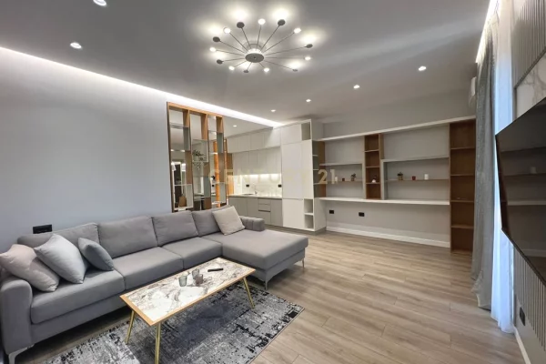 Casa in affitto 2+1 a Tirana - 1,500 Euro