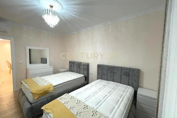 Shtepi me qera Apartament ne Tirane, 2+1, Mobilimi E mobiluar, Pagesa 1,200  Euro.