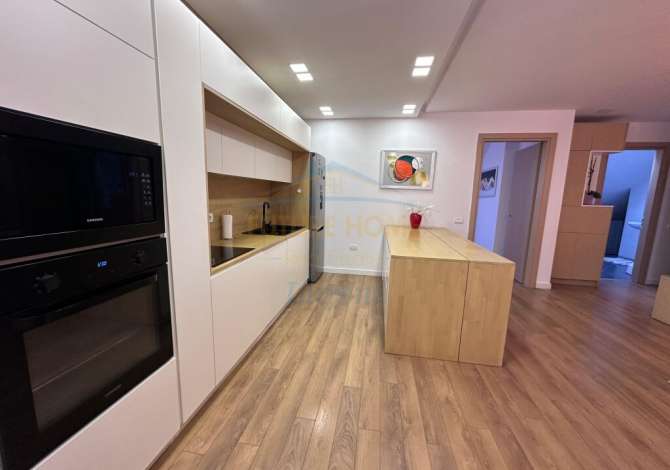 Shtepi me qera 2+1 ne Tirane - 800 Euro