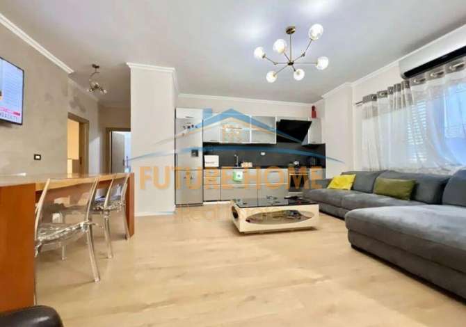 Shtepi me qera 2+1 ne Tirane - 700 Euro