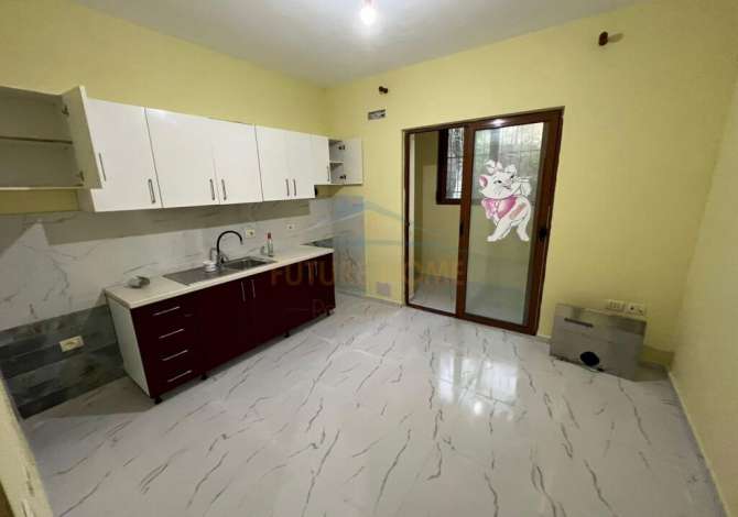 Shtepi me qera 2+1 ne Tirane - 450 Euro