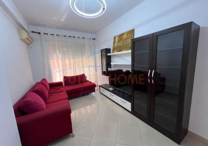 Shtepi me qera 2+1 ne Tirane - 400 Euro