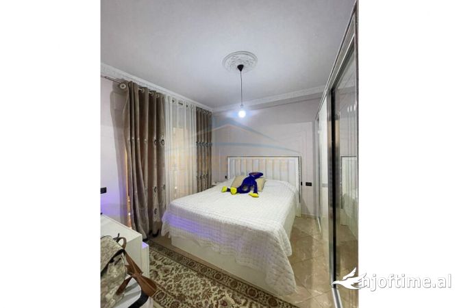 Shtepi me qera 3+1 ne Tirane - 850 Euro