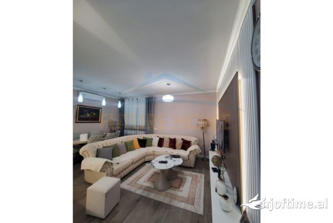Shtepi ne shitje 1+1 ne Tirane - 90,000 Euro