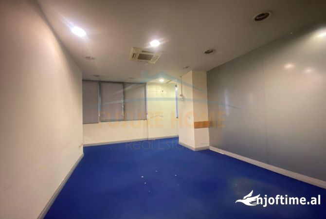 Ambient biznesi me qera 3+1 ne Tirane - 2,000 Euro