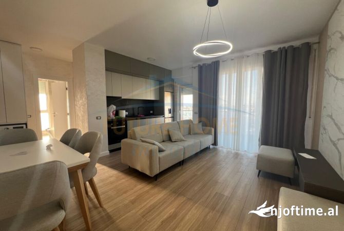 Shtepi me qera 2+1 ne Tirane - 700 Euro