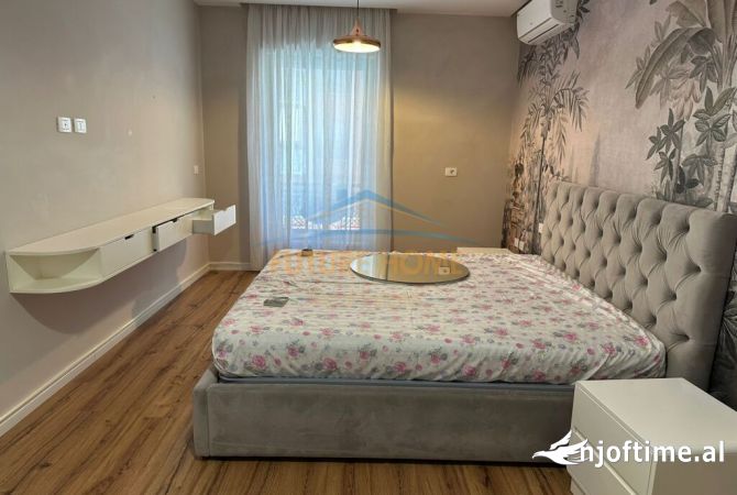 Shtepi me qera 2+1 ne Tirane - 1,000 Euro
