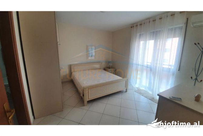 Shtepi me qera 2+1 ne Tirane - 700 Euro