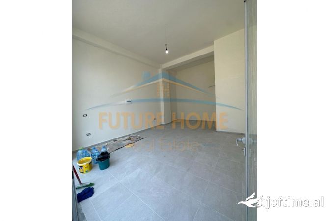 Ambient biznesi me qera 3+1 ne Tirane - 400 Euro
