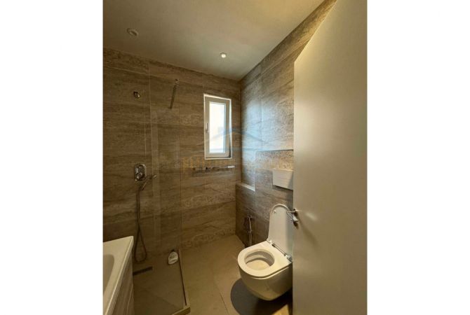 Shtepi me qera 2+1 ne Tirane - 1,500 Euro