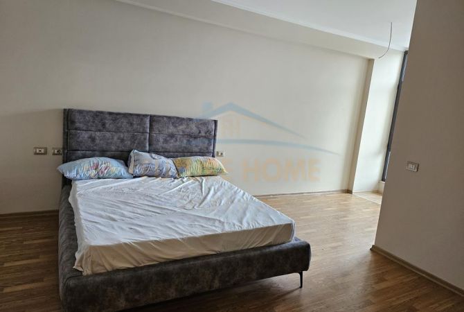 Shtepi ne shitje 2+1 ne Tirane - 180,000 Euro
