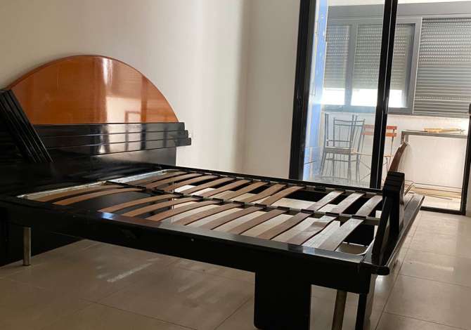 Shtepi me qera 2+1 ne Tirane - 400 Euro