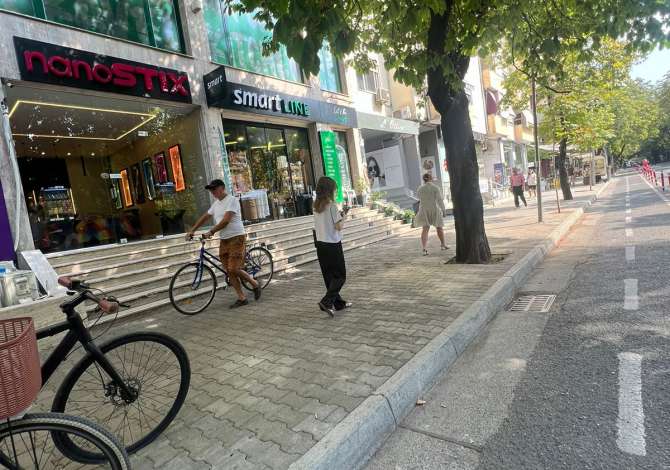 JEPET AMBJENT BIZNESI ME QIRA