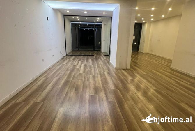 Jepet ambient me qira