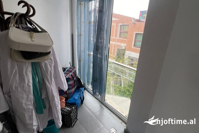 Shtepi me qera Garsoniere ne Tirane - 350 Euro