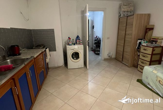 Shtepi me qera Garsoniere ne Tirane - 350 Euro