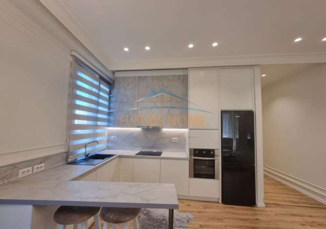 Shtepi me qera 2+1 ne Tirane - 1,350 Euro