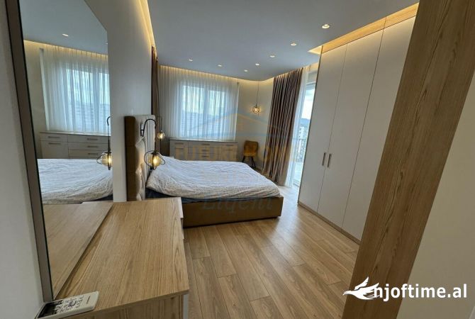 Shtepi me qera 2+1 ne Tirane - 790 Euro