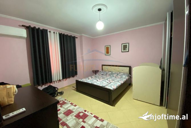 Shtepi me qera 2+1 ne Tirane - 450 Euro