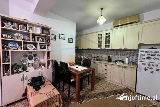 Shtepi ne shitje 2+1 ne Tirane - 115,000 Euro