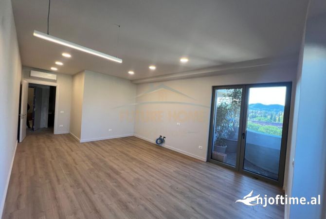 Ambient biznesi me qera 3+1 ne Tirane - 2,700 Euro