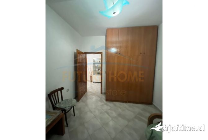 Shtepi me qera 2+1 ne Tirane - 500 Euro