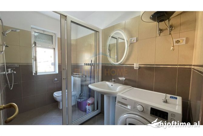 Shtepi me qera Apartament ne Tirane, 1+1, Mobilimi E mobiluar, Pagesa 450  Euro.