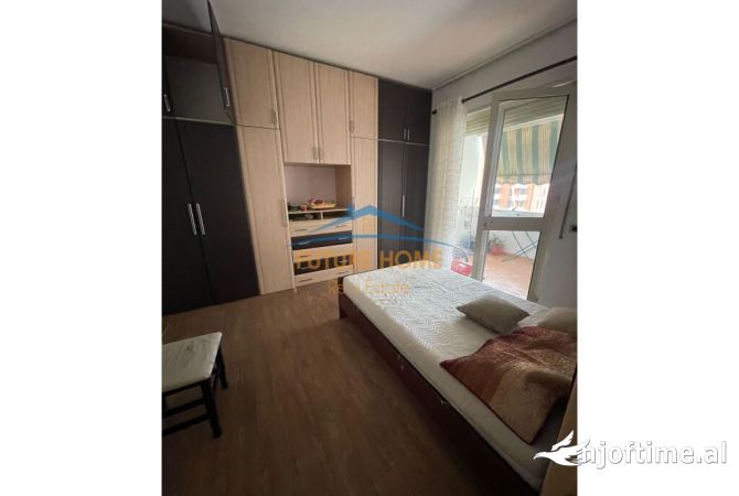 Shtepi me qera Apartament ne Tirane, 2+1, Mobilimi E mobiluar, Pagesa 600  Euro.